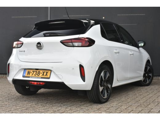 Opel Corsa-e GS Line 50 kWh 3 Fase | Premium Pakket | Unieke KM-stand! | Navigatie | Achteruitrijcamera | Keyl... ActivLease financial lease