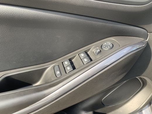 Opel Grandland X 1.2 Turbo Innovation Airco | Camera | Cruise Control | DAB | Keyless | LED | LMV 18'' | Navi | PD... ActivLease financial lease