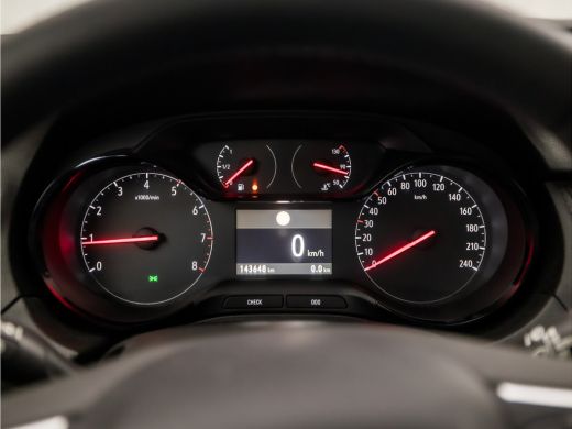 Opel Grandland X 1.2 Turbo Sport (APPLE CARPLAY, GROOT NAVI, CAMERA, CLIMATE, TREKHAAK, SPORTSTOELEN, LED KOPLAMPE... ActivLease financial lease