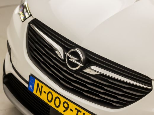 Opel Grandland X 1.2 Turbo Sport (APPLE CARPLAY, GROOT NAVI, CAMERA, CLIMATE, TREKHAAK, SPORTSTOELEN, LED KOPLAMPE... ActivLease financial lease