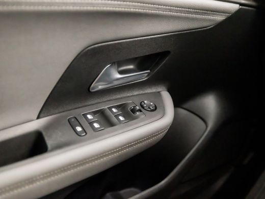 Opel Mokka 1.2 Turbo Sport (VIRTUAL COCKPIT, APPLE CARPLAY, GROOT NAVI, 360 CAMERA, SPORTSTOELEN, CRUISE, LE... ActivLease financial lease