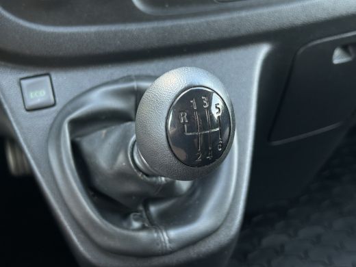 Opel Vivaro 1.6 CDTI 126 PK / L1H1 / 1e EIG. / AIRCO / CRUISE / NAVI / BLUETOOTH / TREKHAAK / CAMERA / ACHTER... ActivLease financial lease