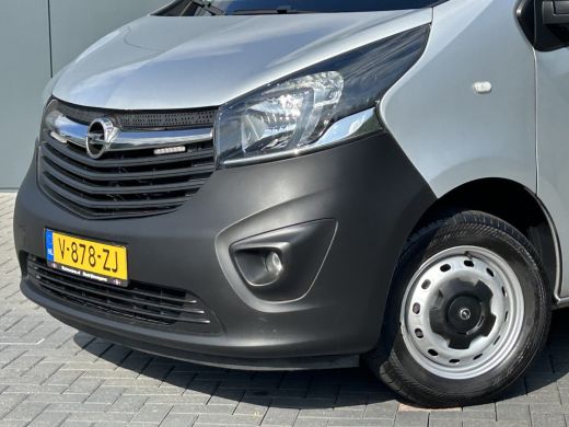 Opel Vivaro 1.6 CDTI 126 PK / L1H1 / 1e EIG. / AIRCO / CRUISE / NAVI / BLUETOOTH / TREKHAAK / CAMERA / ACHTER... ActivLease financial lease