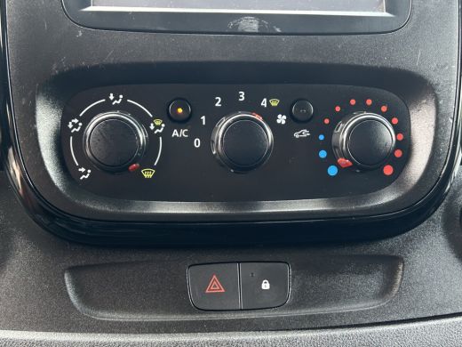 Opel Vivaro 1.6 CDTI 126 PK / L1H1 / 1E EIG. / AIRCO / CRUISE / NAVI / CAMERA / BLUETOOTH / ACHTERKLEP / TREK... ActivLease financial lease