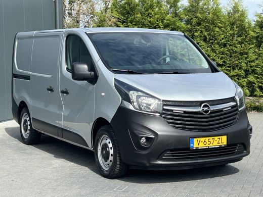 Opel Vivaro 1.6 CDTI 126 PK / L1H1 / 1E EIG. / AIRCO / CRUISE / NAVI / CAMERA / BLUETOOTH / ACHTERKLEP / TREK... ActivLease financial lease
