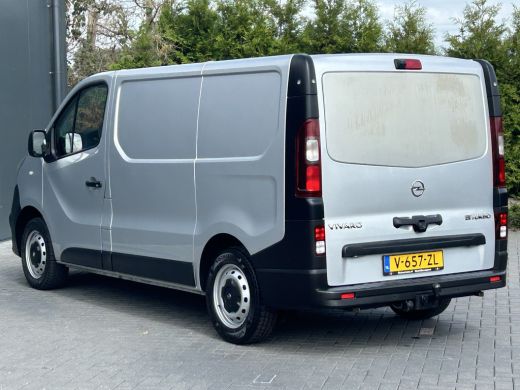 Opel Vivaro 1.6 CDTI 126 PK / L1H1 / 1E EIG. / AIRCO / CRUISE / NAVI / CAMERA / BLUETOOTH / ACHTERKLEP / TREK... ActivLease financial lease