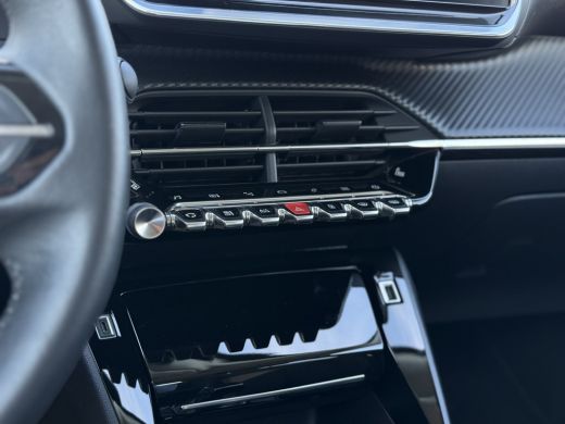 Peugeot 2008 1.2 PureTech Allure Pack | Achteruitrijcamera | Airco (automatisch) | Apple Carplay/Android Auto|... ActivLease financial lease