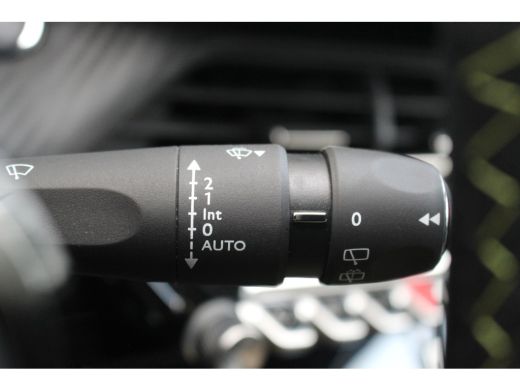 Peugeot 208 1.2 100 GT | Keyless | Camera | Navi | Carplay | LED | PDC V+A | Cruise | 17" LMV | DEMO | Keyles... ActivLease financial lease