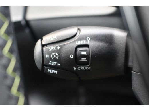 Peugeot 208 1.2 100 GT | Keyless | Camera | Navi | Carplay | LED | PDC V+A | Cruise | 17" LMV | DEMO | Keyles... ActivLease financial lease