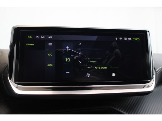 Peugeot 208 1.2 100 GT | Keyless | Camera | Navi | Carplay | LED | PDC V+A | Cruise | 17" LMV | DEMO | Keyles... ActivLease financial lease