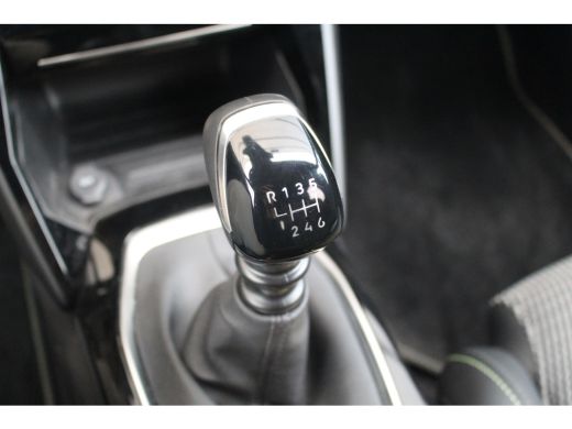 Peugeot 208 1.2 100 GT | Keyless | Camera | Navi | Carplay | LED | PDC V+A | Cruise | 17" LMV | DEMO | Keyles... ActivLease financial lease