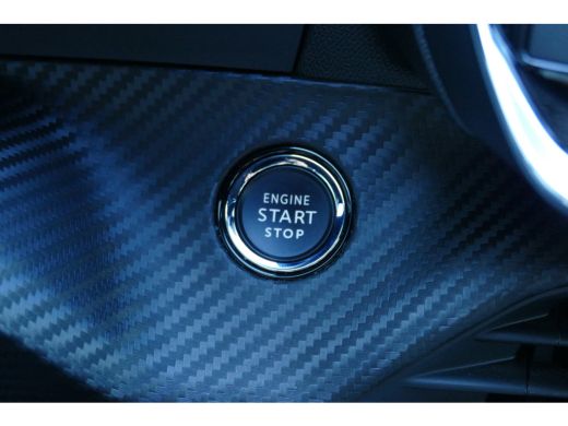 Peugeot 208 1.2 PURETECH 100PK GT PACK / NAVI / LEDER / CLIMA / PDC / 17" LMV / CAMERA / KEYLESS / FULL-LED /... ActivLease financial lease