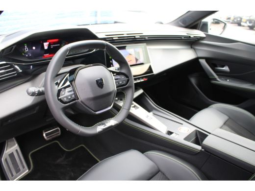 Peugeot 308 1.2 Hybrid 145 e-DCS6 GT | Automaat | Navigatie | AGR Comfortstoelen | Alcantara | Apple carplay ... ActivLease financial lease