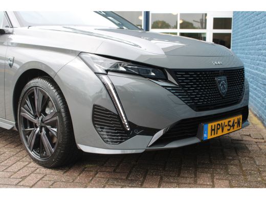 Peugeot 308 1.2 Hybrid 145 e-DCS6 GT | Automaat | Navigatie | AGR Comfortstoelen | Alcantara | Apple carplay ... ActivLease financial lease