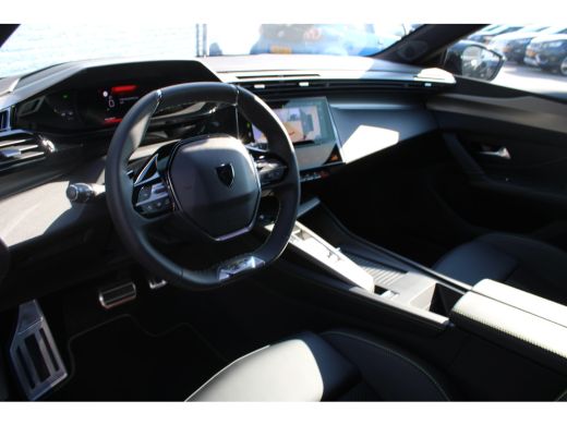 Peugeot 308 1.2 Hybrid 145 e-DCS6 GT | Automaat | Navigatie | AGR Comfortstoelen | Alcantara | Camera voor + ... ActivLease financial lease