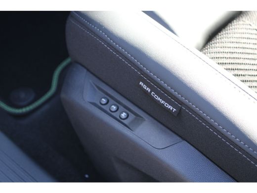 Peugeot 308 1.2 Hybrid 145 e-DCS6 GT | Automaat | Navigatie | AGR Comfortstoelen | Alcantara | Camera voor + ... ActivLease financial lease