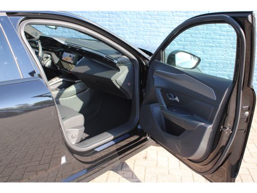 Peugeot 308 1.2 Hybrid 145 e-DCS6 GT | Automaat | Navigatie | AGR Comfortstoelen | Alcantara | Camera voor + ... ActivLease financial lease