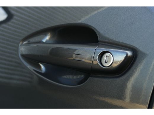 Peugeot 5008 1.6 PURETECH 180PK 7-ZITS GT PACK AUTOMAAT / NAVI / LEDER / CLIMA / FULL-LED / 19" LMV / CAMERA /... ActivLease financial lease