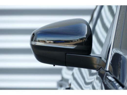 Peugeot 5008 1.6 PURETECH 180PK 7-ZITS GT PACK AUTOMAAT / NAVI / LEDER / CLIMA / FULL-LED / 19" LMV / CAMERA /... ActivLease financial lease