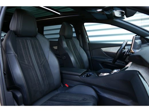 Peugeot 5008 1.6 PURETECH 180PK 7-ZITS GT PACK AUTOMAAT / NAVI / LEDER / CLIMA / FULL-LED / 19" LMV / CAMERA /... ActivLease financial lease