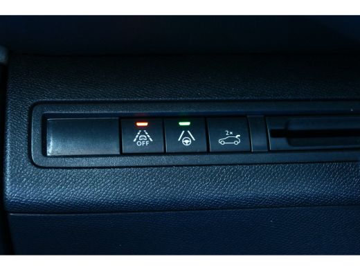 Peugeot 5008 1.6 PURETECH 180PK 7-ZITS GT PACK AUTOMAAT / NAVI / LEDER / CLIMA / FULL-LED / 19" LMV / CAMERA /... ActivLease financial lease