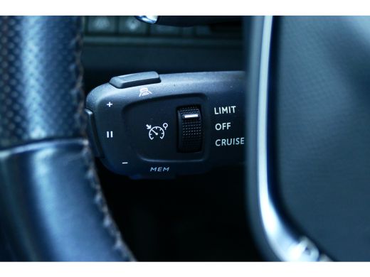 Peugeot 5008 1.6 PURETECH 180PK 7-ZITS GT PACK AUTOMAAT / NAVI / LEDER / CLIMA / FULL-LED / 19" LMV / CAMERA /... ActivLease financial lease
