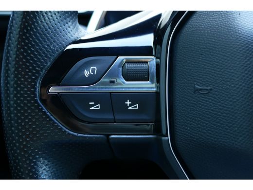 Peugeot 5008 1.6 PURETECH 180PK 7-ZITS GT PACK AUTOMAAT / NAVI / LEDER / CLIMA / FULL-LED / 19" LMV / CAMERA /... ActivLease financial lease