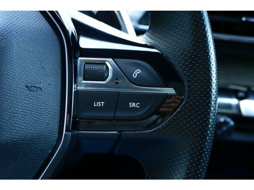 Peugeot 5008 1.6 PURETECH 180PK 7-ZITS GT PACK AUTOMAAT / NAVI / LEDER / CLIMA / FULL-LED / 19" LMV / CAMERA /... ActivLease financial lease