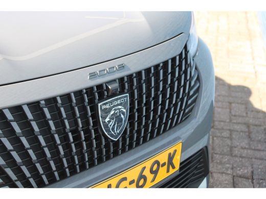 Peugeot e-2008 EV GT Avantage 54 kWh | Automaat | Navigatie | Camera voor + achter | Adaptieve cruise control | ... ActivLease financial lease