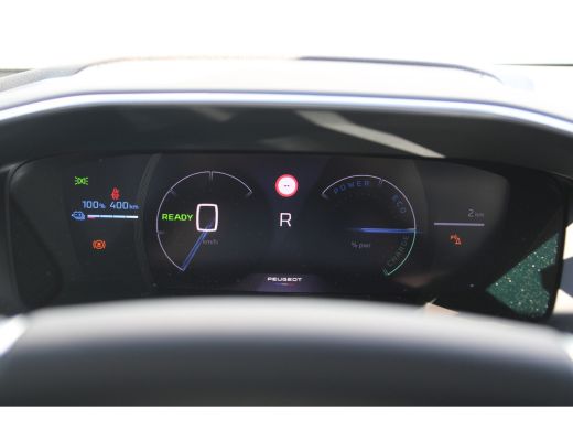 Peugeot e-2008 EV GT Avantage 54 kWh | Automaat | Navigatie | Camera voor + achter | Adaptieve cruise control | ... ActivLease financial lease