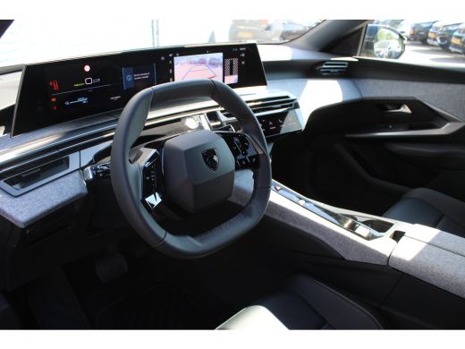 Peugeot e-3008 Allure Avantage 210 73 kWh | Automaat | Navigatie | Camera | Apple carplay | Fase 3 | BTW | ActivLease financial lease