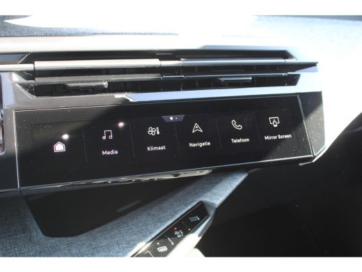 Peugeot e-3008 Allure Avantage 210 73 kWh | Automaat | Navigatie | Camera | Apple carplay | Fase 3 | BTW | ActivLease financial lease