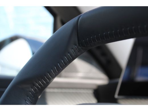Peugeot e-3008 Allure Avantage 210 73 kWh | Automaat | Navigatie | Camera | Apple carplay | Fase 3 | BTW | ActivLease financial lease
