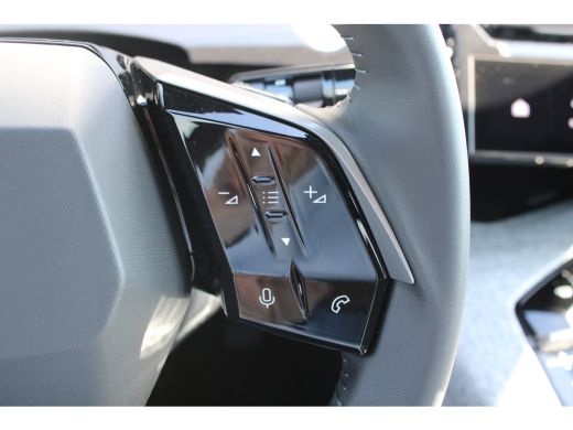 Peugeot e-3008 Allure Avantage 210 73 kWh | Automaat | Navigatie | Camera | Apple carplay | Fase 3 | BTW | ActivLease financial lease