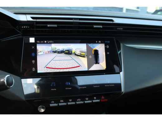 Peugeot e-308 GT EV Avantage 54 kWh | Automaat | Navigatie | Camera | AGR Comfortstoelen | Fase 3 | BTW | ActivLease financial lease