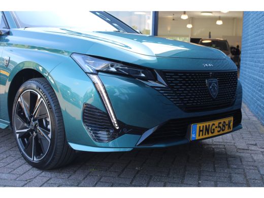 Peugeot e-308 GT EV Avantage 54 kWh | Automaat | Navigatie | Camera | AGR Comfortstoelen | Fase 3 | BTW | ActivLease financial lease