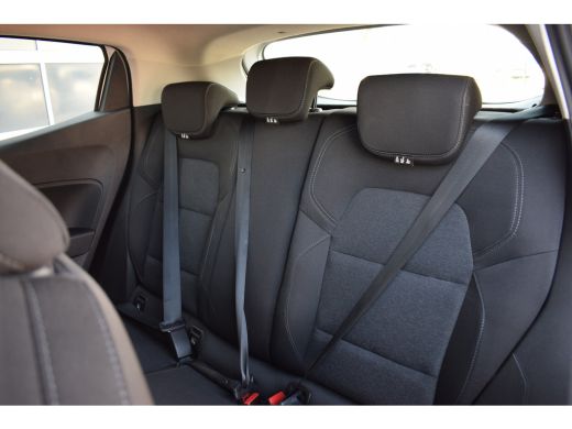 Renault Clio 1.0 TCe 90 Equilibre | Apple CarPlay | Airco | Cruise | Park. Sensoren ActivLease financial lease