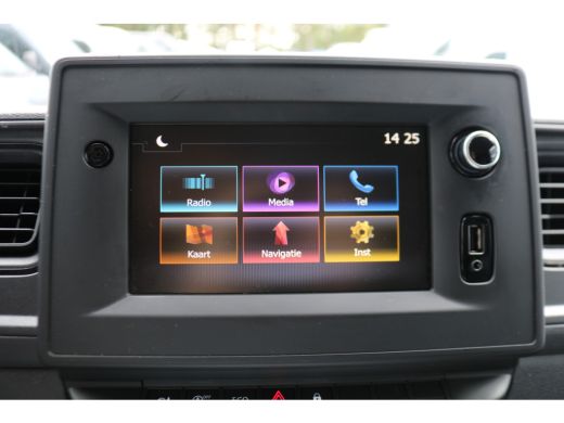 Renault Master 2.3 dCi 165pk Bakwagen met Laadklep ActivLease financial lease