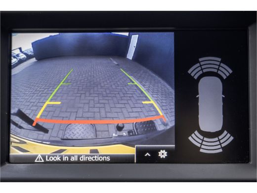 Renault Master T35 dCi 135 L2H2 | LED | Camera | Navi | Imperiaal | Ladder | Cruise | PDC | Euro 6 ActivLease financial lease