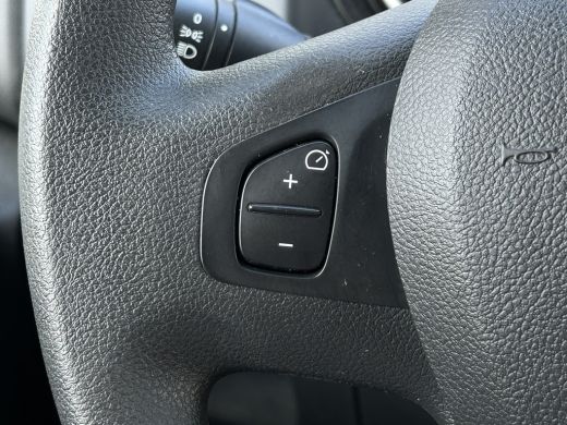 Renault Trafic 2.0 dCi 120 PK / L1H1 / 1e EIG. / 92.126 KM !! / AIRCO / CRUISE / NAVI / BLUETOOTH / 3-ZITS / TRE... ActivLease financial lease