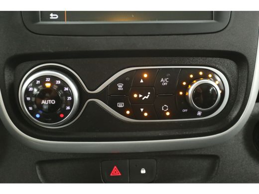 Renault Trafic 2.0 dCi T29 L1H1 | 145PK Aut. | DC | 6 Persoons | Camera | Carplay | Airco | Cruise | Trekhaak | ... ActivLease financial lease