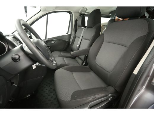 Renault Trafic 2.0 dCi T29 L1H1 | 145PK Aut. | DC | 6 Persoons | Camera | Carplay | Airco | Cruise | Trekhaak | ... ActivLease financial lease