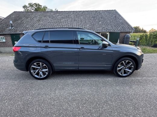 Seat Tarraco 1.4 TSI e-Hybrid PHEV FR PHEV NAVI PANO VIRTUAL TREKHAAK 23000KM!!! ActivLease financial lease