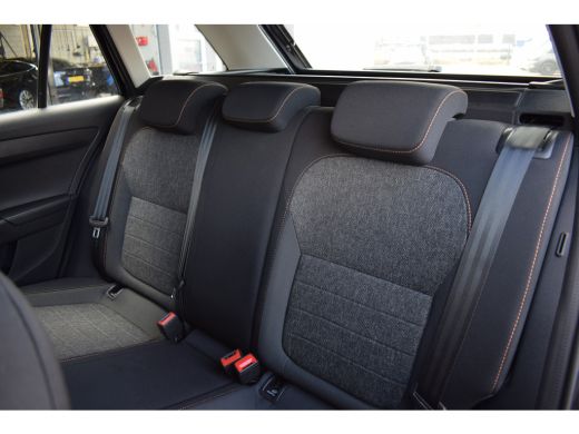 Skoda Fabia Combi 1.0 TSI Business Edition | Apple CarPlay | Airco | Cruise | Park. Sensoren ActivLease financial lease