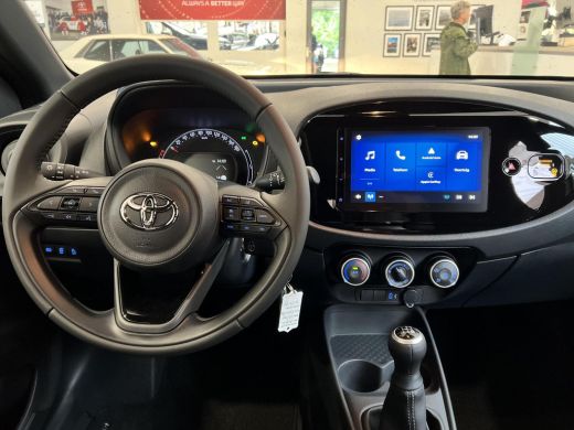 Toyota Aygo 1.0 VVT-i MT Play ActivLease financial lease
