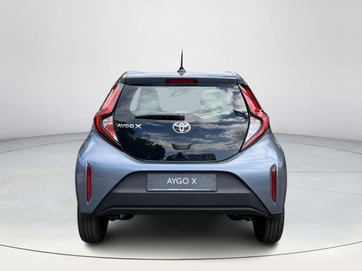 Toyota Aygo 1.0 VVT-i MT Play ActivLease financial lease