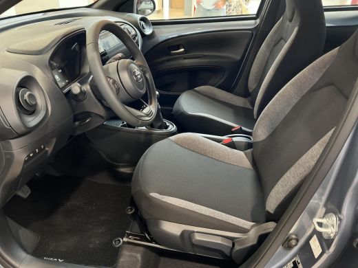 Toyota Aygo 1.0 VVT-i MT Play ActivLease financial lease