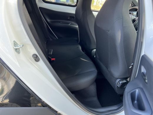 Toyota Aygo 1.0 VVT-i MT Pulse ActivLease financial lease