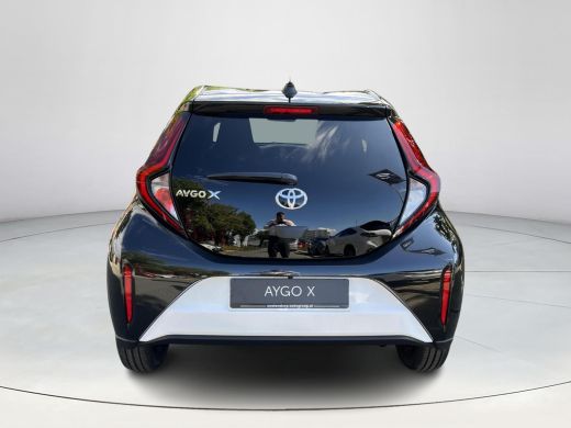 Toyota Aygo 1.0 VVT-i MT Pulse ActivLease financial lease