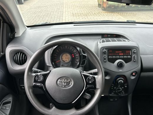 Toyota Aygo 1.0 VVT-i x-fun ActivLease financial lease